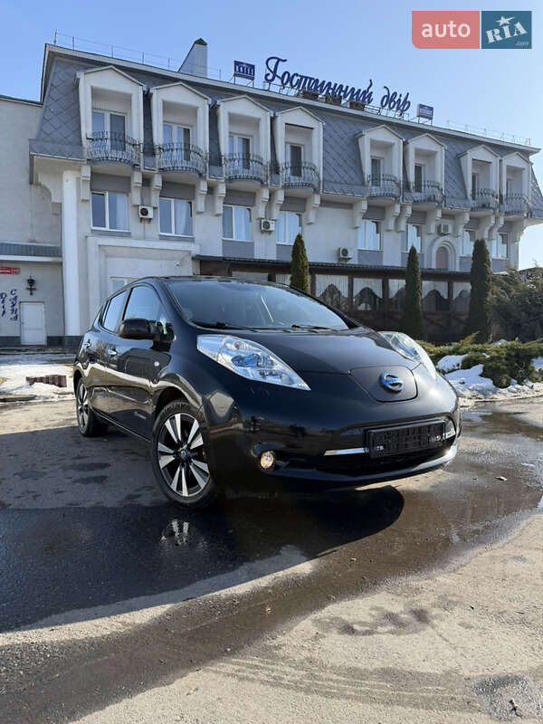 Хетчбек Nissan Leaf 2016 в Вінниці