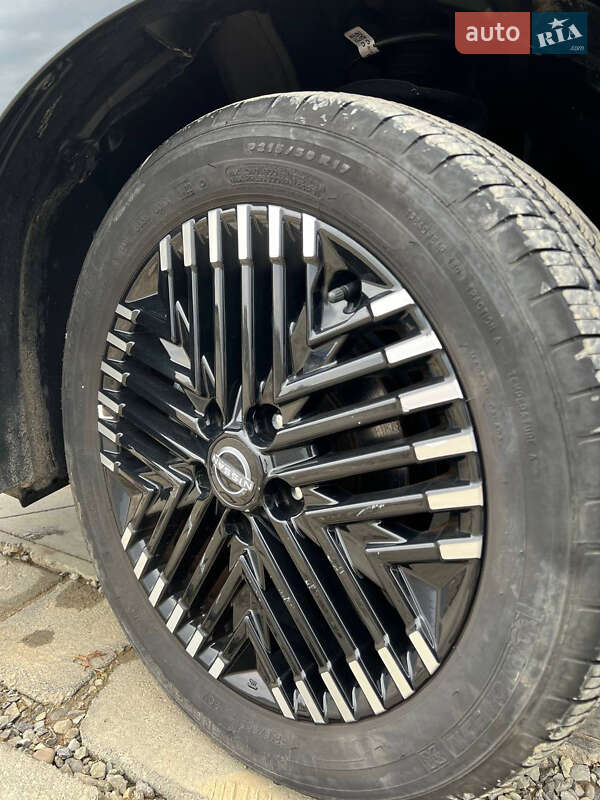 Хетчбек Nissan Leaf 2022 в Чернівцях