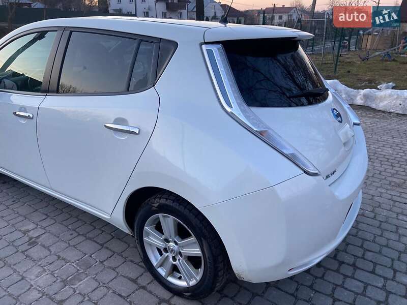 Хэтчбек Nissan Leaf 2016 в Львове фото 7 Хэтчбек Nissan Leaf 2016 в Львове