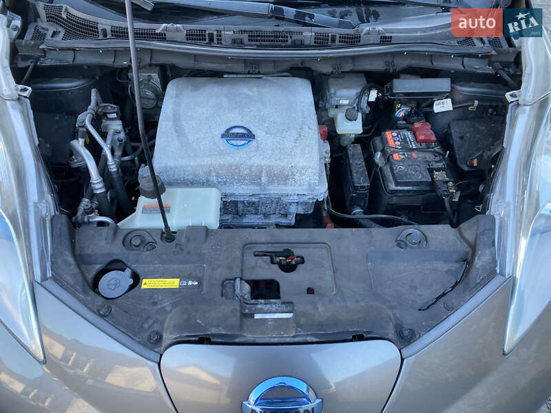 Хетчбек Nissan Leaf 2014 в Рівному фото 9 Хетчбек Nissan Leaf 2014 в Рівному