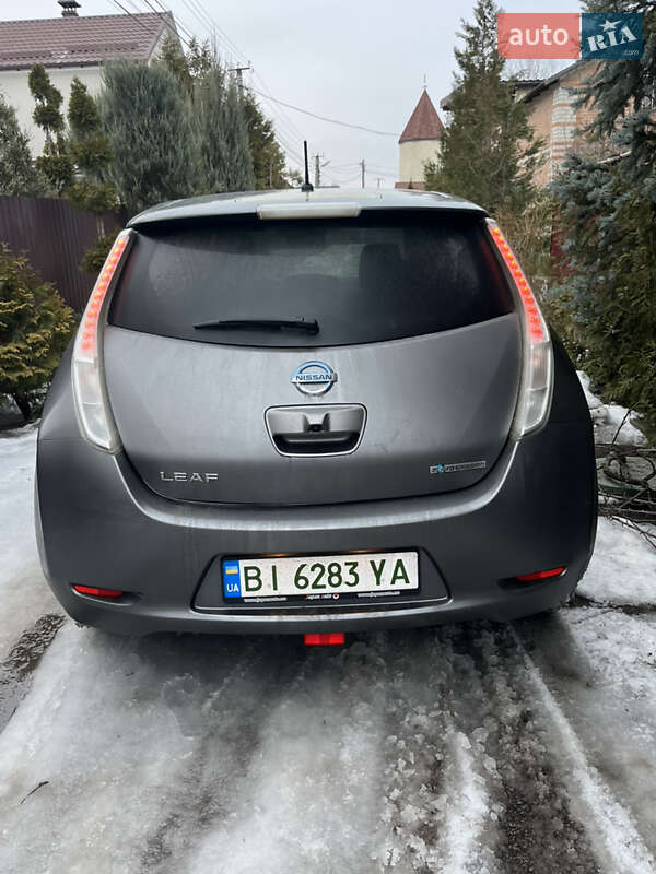 Хетчбек Nissan Leaf 2014 в Полтаві