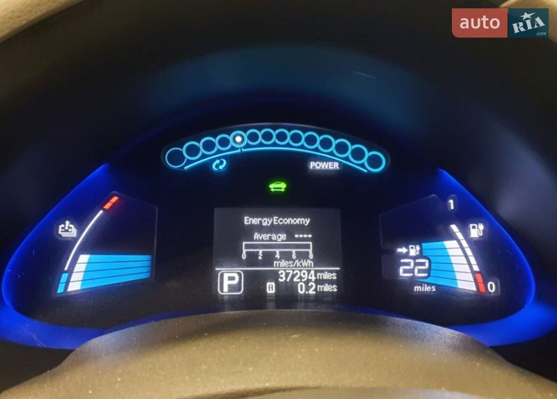 Хэтчбек Nissan Leaf 2012 в Львове