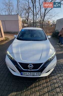 Хетчбек Nissan Leaf 2020 в Одесі