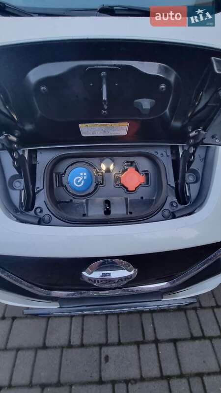 Хэтчбек Nissan Leaf 2020 в Одессе