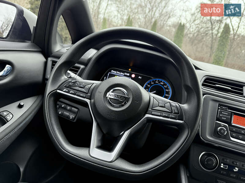 Хэтчбек Nissan Leaf 2021 в Каменском