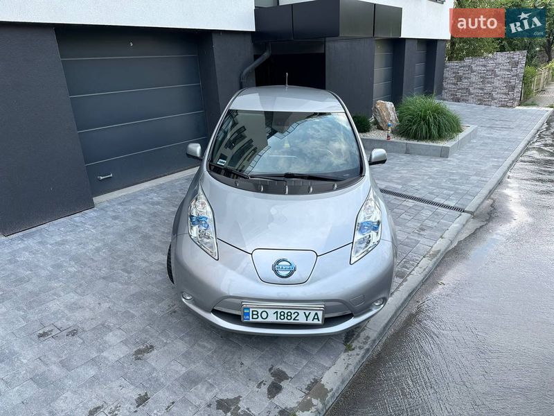 Хэтчбек Nissan Leaf 2015 в Тернополе фото 36 Хэтчбек Nissan Leaf 2015 в Тернополе