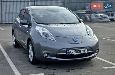 Хэтчбек Nissan Leaf 2015 в Киеве