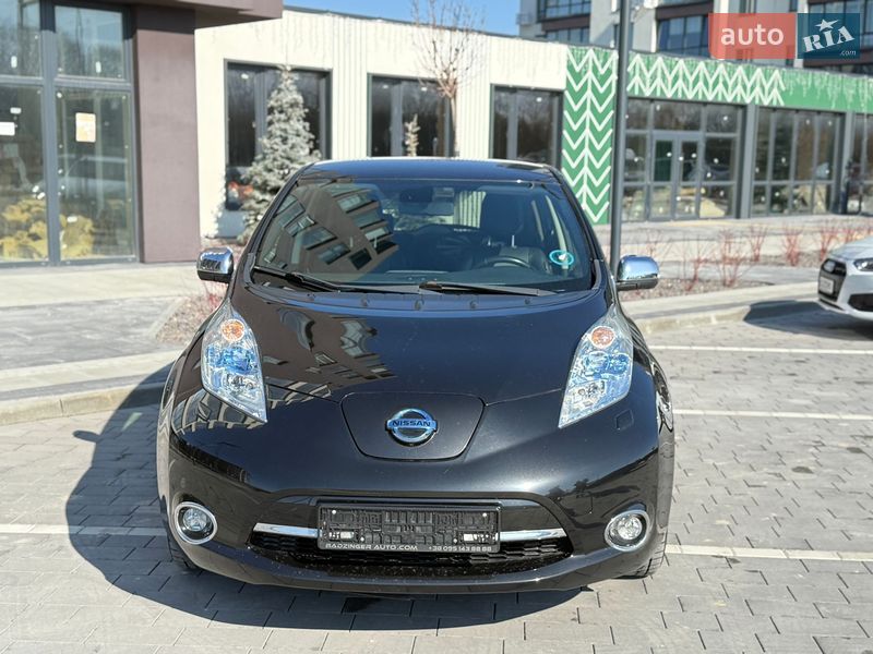Хэтчбек Nissan Leaf 2014 в Городке фото 2 Хэтчбек Nissan Leaf 2014 в Городке