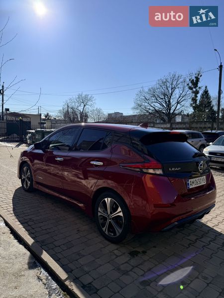 Хэтчбек Nissan Leaf 2018 в Житомире