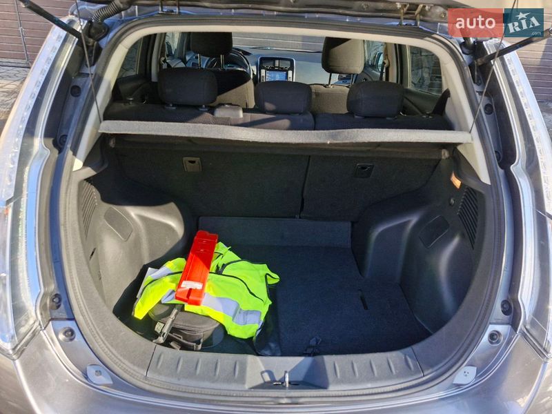 Хэтчбек Nissan Leaf 2014 в Виннице фото 7 Хэтчбек Nissan Leaf 2014 в Виннице