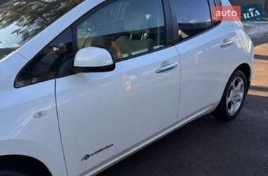 Хетчбек Nissan Leaf 2012 в Житомирі