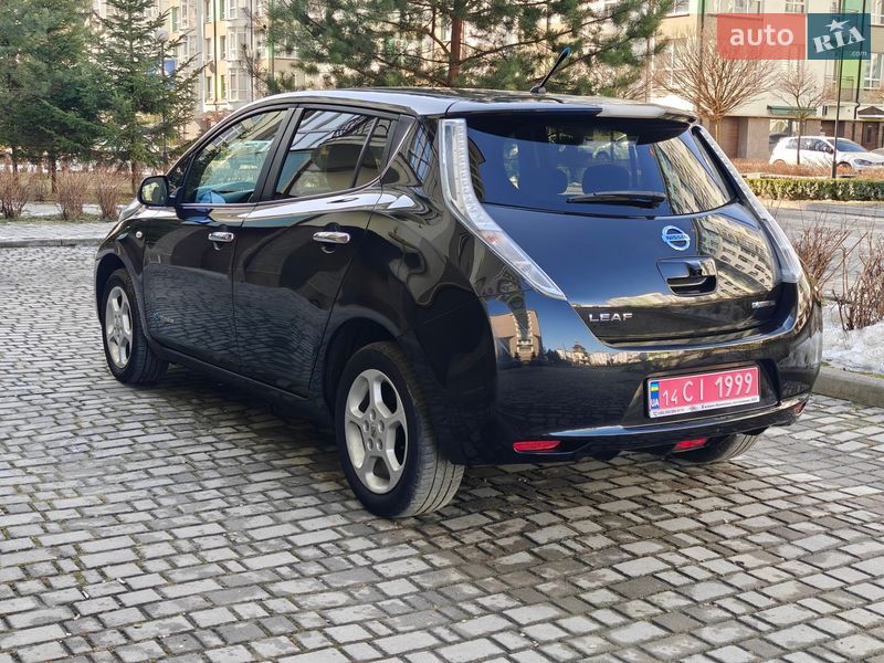 Хэтчбек Nissan Leaf 2014 в Ивано-Франковске