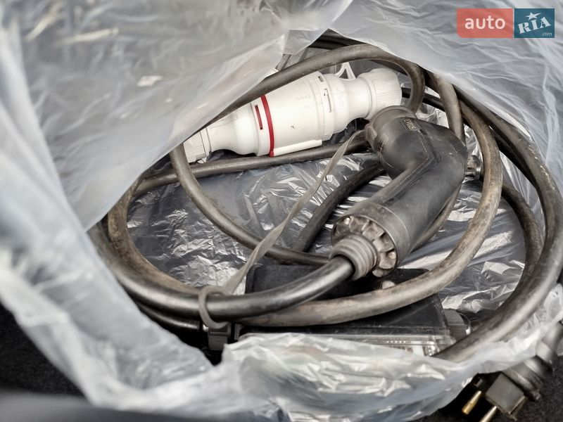 Хетчбек Nissan Leaf 2016 в Житомирі