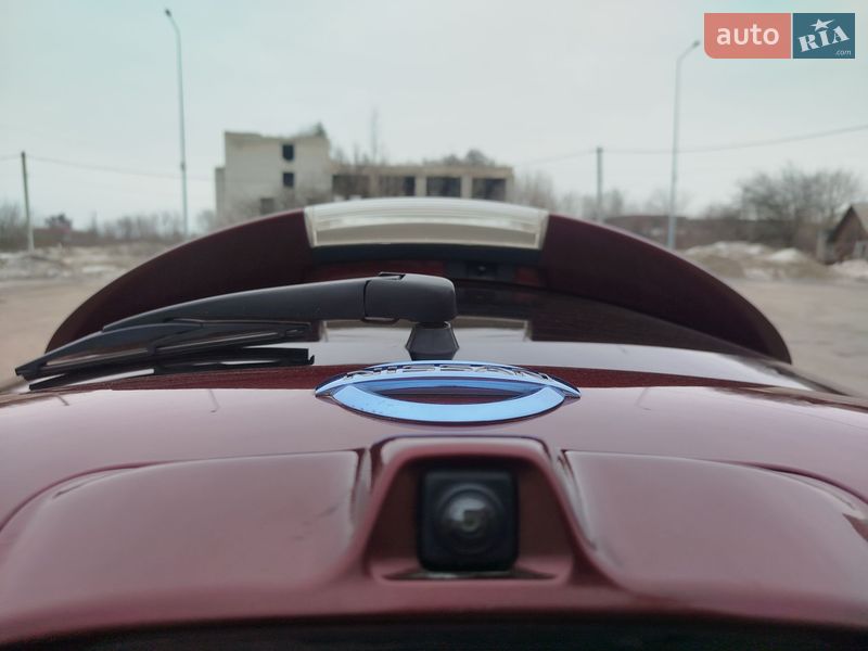 Хетчбек Nissan Leaf 2016 в Житомирі