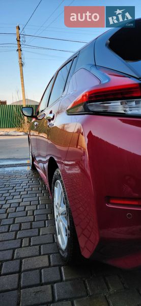 Хэтчбек Nissan Leaf 2018 в Ровно