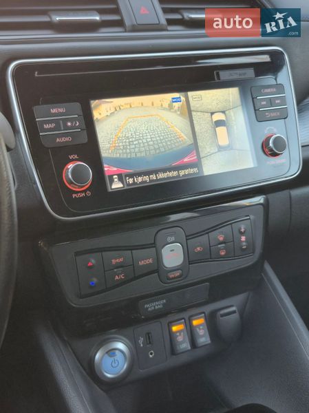 Хетчбек Nissan Leaf 2018 в Золочеві