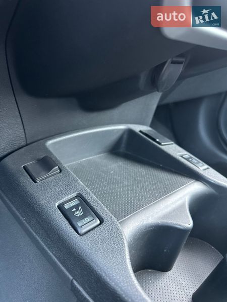 Хэтчбек Nissan Leaf 2016 в Киеве