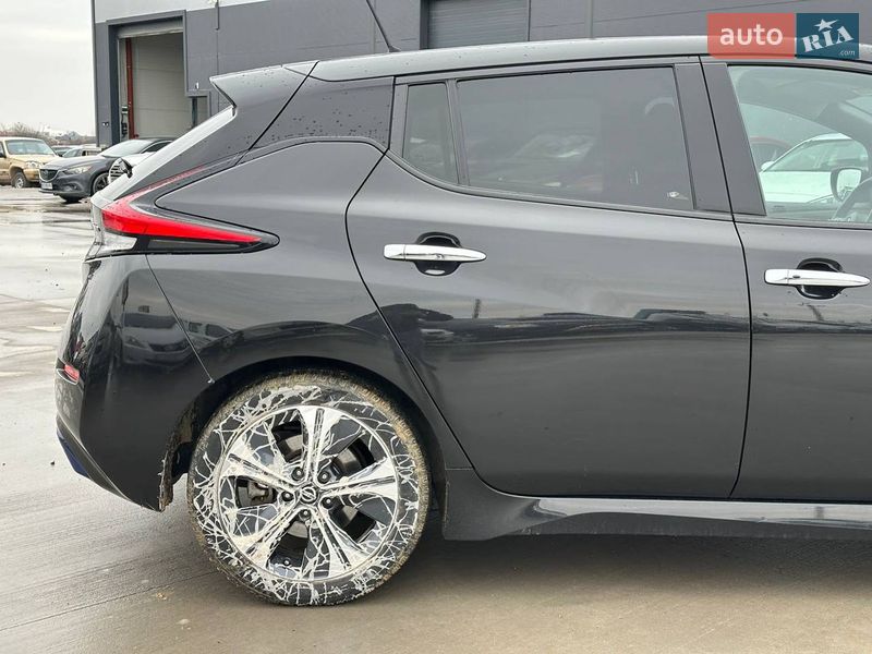 Хетчбек Nissan Leaf 2018 в Львові