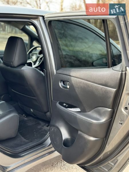 Хетчбек Nissan Leaf 2018 в Львові