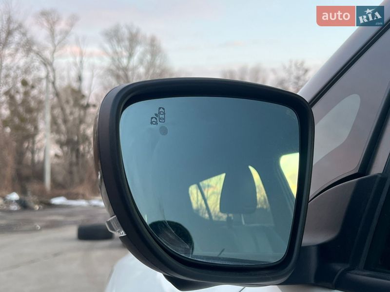 Хэтчбек Nissan Leaf 2018 в Киеве