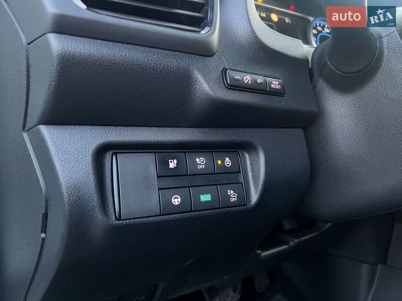 Хэтчбек Nissan Leaf 2018 в Киеве