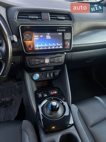 Хэтчбек Nissan Leaf 2018 в Киеве