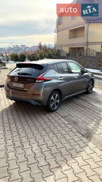 Хэтчбек Nissan Leaf 2019 в Хмельницком