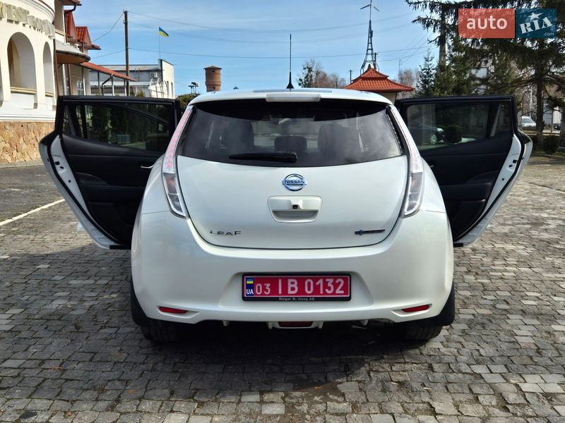 Хэтчбек Nissan Leaf 2016 в Золочеве