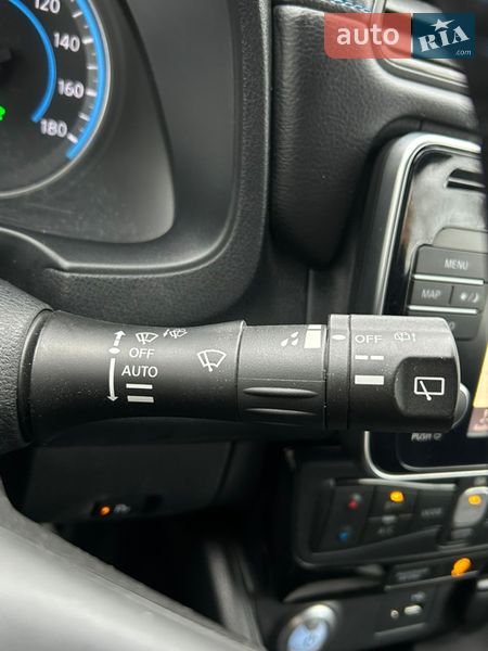 Хэтчбек Nissan Leaf 2018 в Днепре