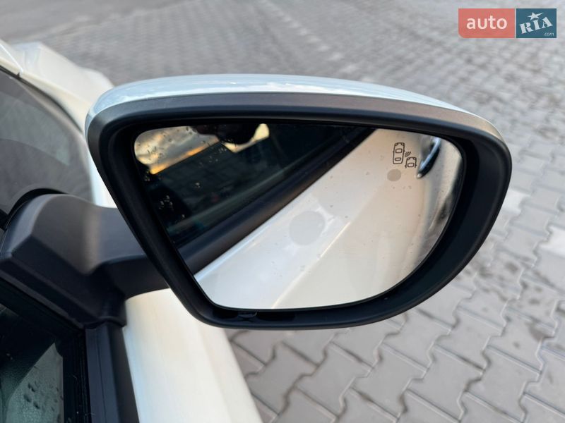 Хэтчбек Nissan Leaf 2018 в Владимире