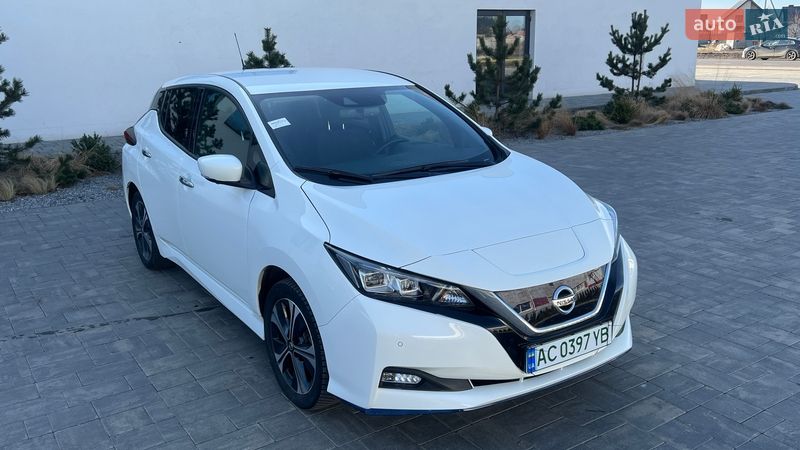 Хетчбек Nissan Leaf 2019 в Луцьку