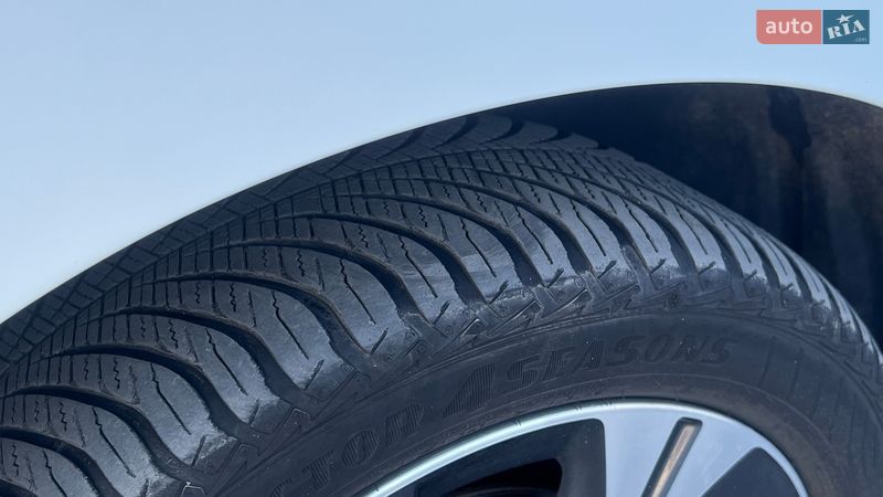 Хетчбек Nissan Leaf 2019 в Луцьку