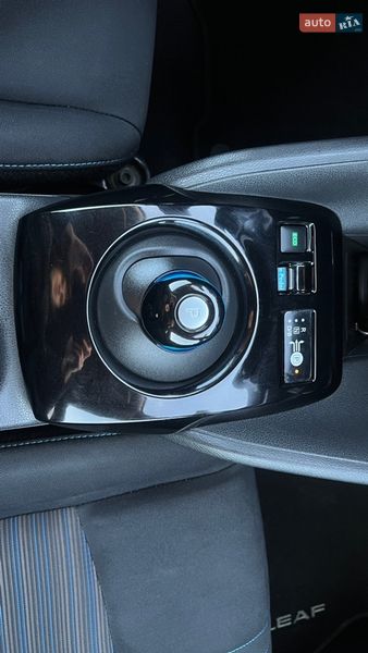 Хетчбек Nissan Leaf 2019 в Луцьку