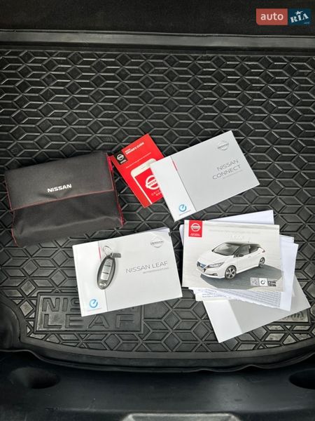 Хэтчбек Nissan Leaf 2020 в Днепре