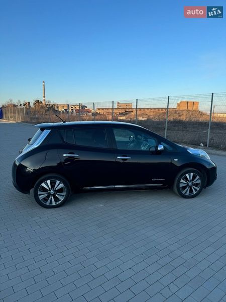 Хетчбек Nissan Leaf 2013 в Вінниці