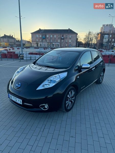 Хетчбек Nissan Leaf 2013 в Вінниці