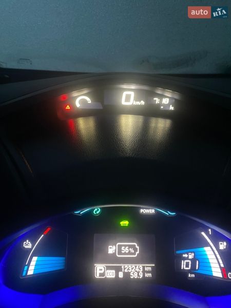 Хэтчбек Nissan Leaf 2016 в Тернополе