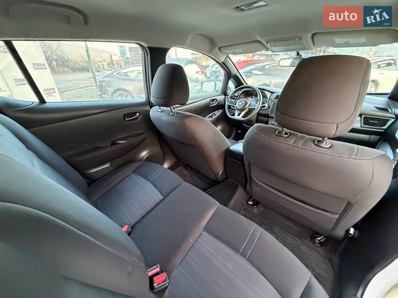 Хетчбек Nissan Leaf 2018 в Луцьку