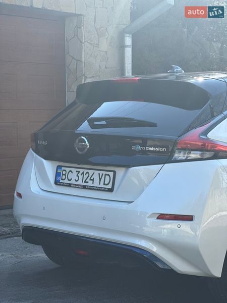 Хетчбек Nissan Leaf 2018 в Львові