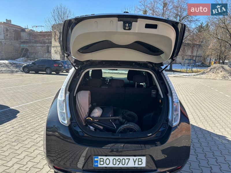 Хетчбек Nissan Leaf 2016 в Бережанах