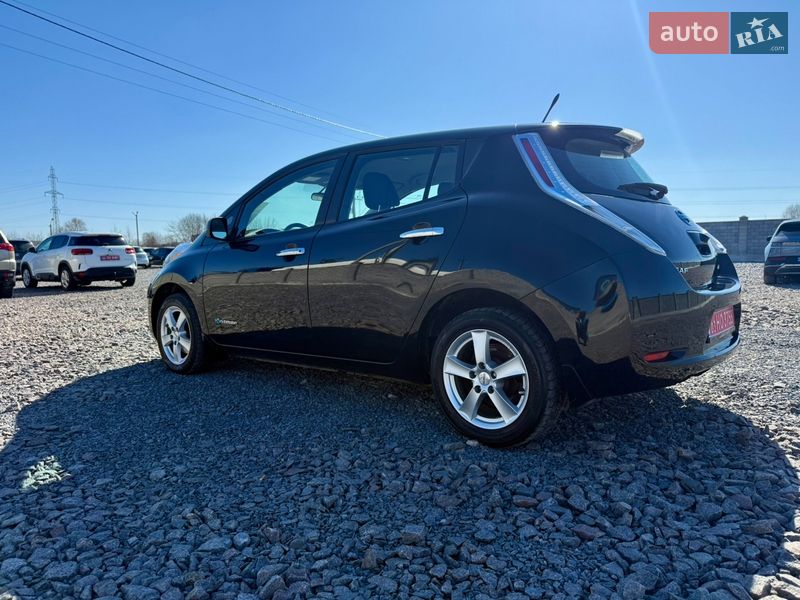 Хетчбек Nissan Leaf 2014 в Рівному