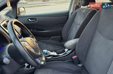 Хэтчбек Nissan Leaf 2015 в Львове