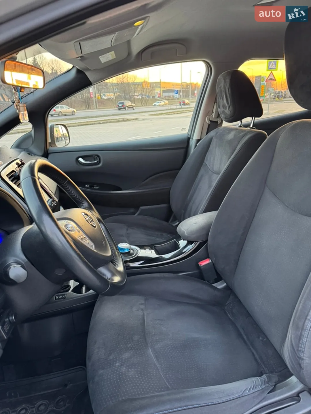 2015 Nissan Leaf - мініатюра 17