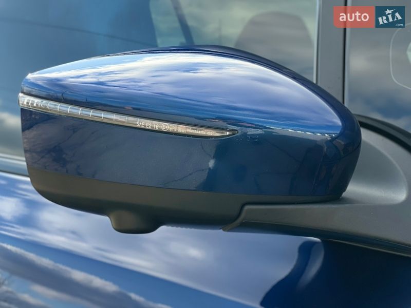 Хэтчбек Nissan Leaf 2020 в Кропивницком