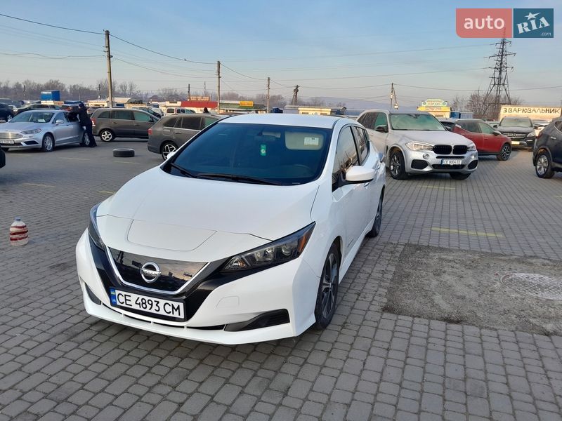 Хэтчбек Nissan Leaf 2019 в Черновцах