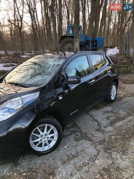 Хетчбек Nissan Leaf 2016 в Тернополі
