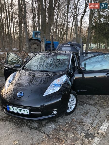 Хетчбек Nissan Leaf 2016 в Тернополі