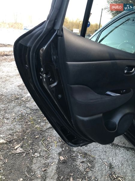 Хетчбек Nissan Leaf 2016 в Тернополі