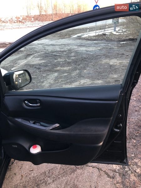 Хетчбек Nissan Leaf 2016 в Тернополі