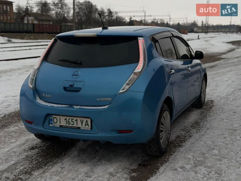 Хэтчбек Nissan Leaf 2014 в Любаре